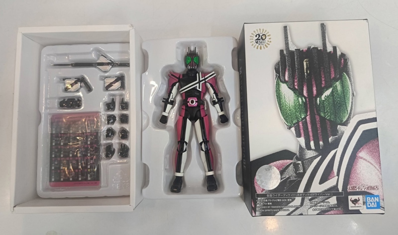 (2ND NỨT TAY) SHF (SKC) KAMEN RIDER NEO DECADE