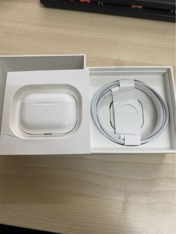 Airpods pro 1 fullbox ko trùng *****