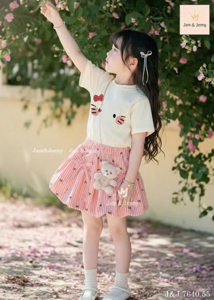 K354 Set Áo Kitty Mix Chân Váy Kẻ