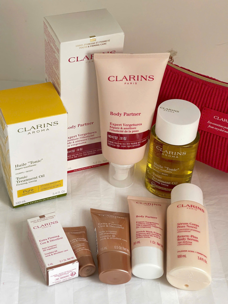 SET CLARINS OIL BODY CREAM + POUCH VẢI