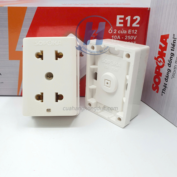 Ổ Cắm Điện 2 Lỗ Gắn Tường E12 SOPOKA