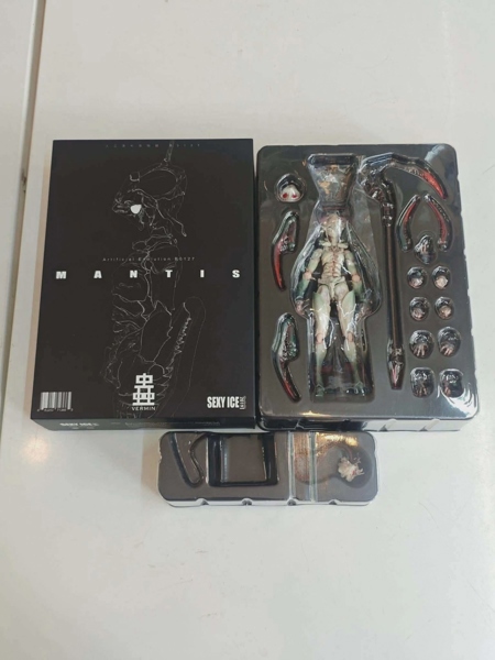 (NEW) SEXYICE STUDIO VERMIN SERIES B0127 MANTIS