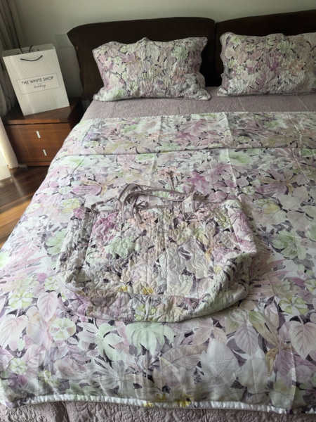 Bộ ga VIP "Diên Vĩ" hoa tím | Mặt vải 100% Tencel (Lyocell) - Chần full, Vỏ chăn chần - LX26.K