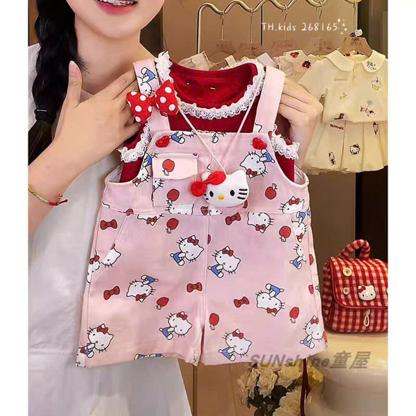 33945- Set yếm quần Kitty hồng