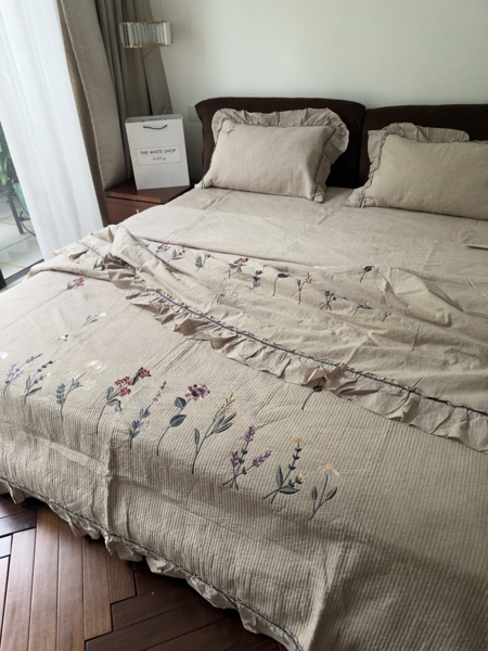 Bộ ga "Hạ Oải hương" | Cotton Linen - Chần full, Vỏ chăn 200x230 cm - Chần sọc thêu hoa - YH11.2