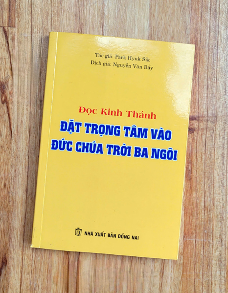 Đọc Kinh Thánh - Đặt trọng tâm vào Đức Chùa Trời Ba Ngôi