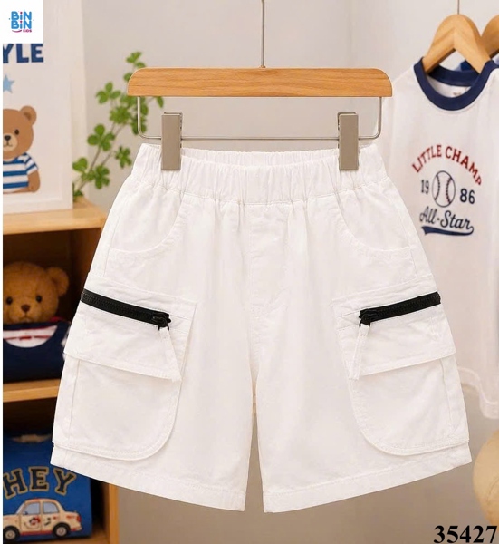 35427- Quần short trắng TH khóa đen