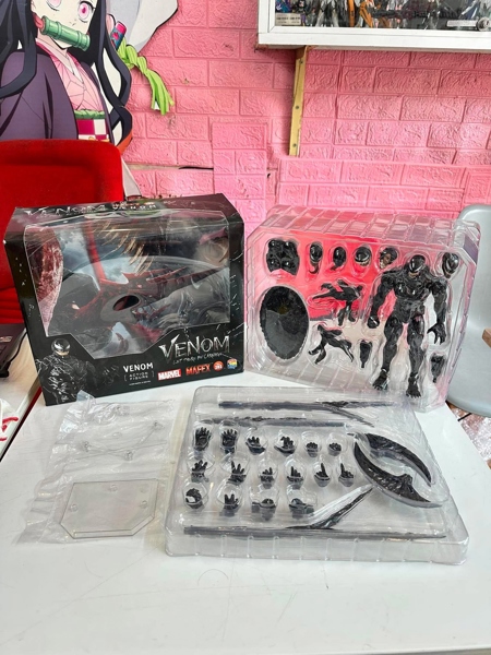 (2ND KHỚP TAY LỎNG) MAFEX 282 VENOM LET THERE BE CARNAGE