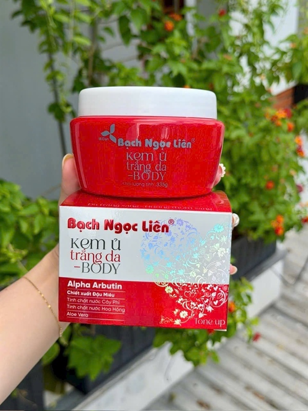 Kem ủ Bạch Ngọc Liên 320gr
