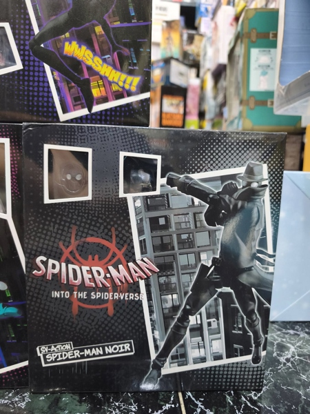 Mua bán SENTINEL SPIDER MAN NOIR BOOTLEG