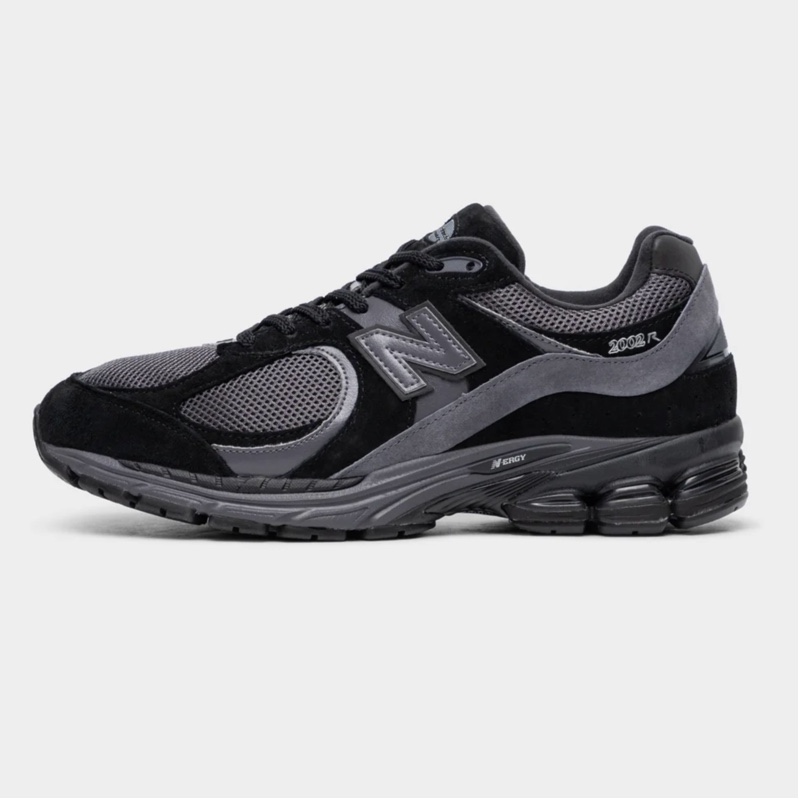 New Balance 2002R Black Grey M2002RBL