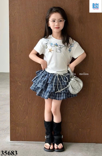 35683-Set Váy Tầng Kitty Hoa Caro