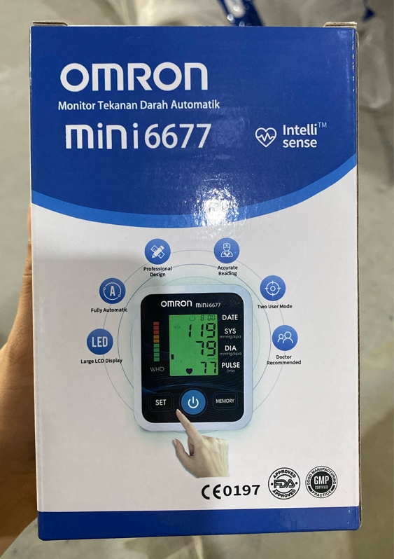 Máy đo huyết áp Omron 6677