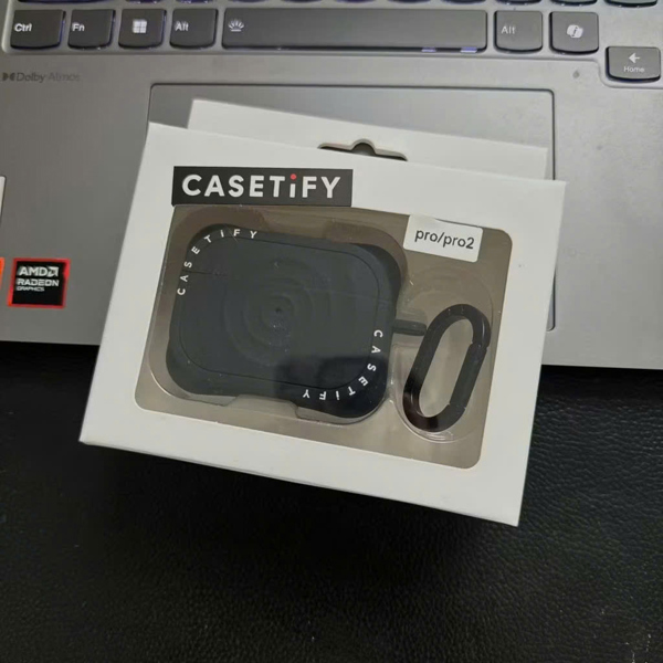 Case Airpod Su Trơn Đen + Móc - 4