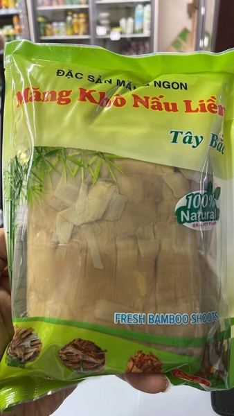 Măng khô nấu liền 乾燥たけのこ水煮