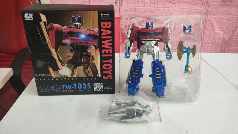 Mua bán (2ND+HEAD CUSTOM) TRANSFORMER BAIWEI TW-1035 OPTIMUS PRIME