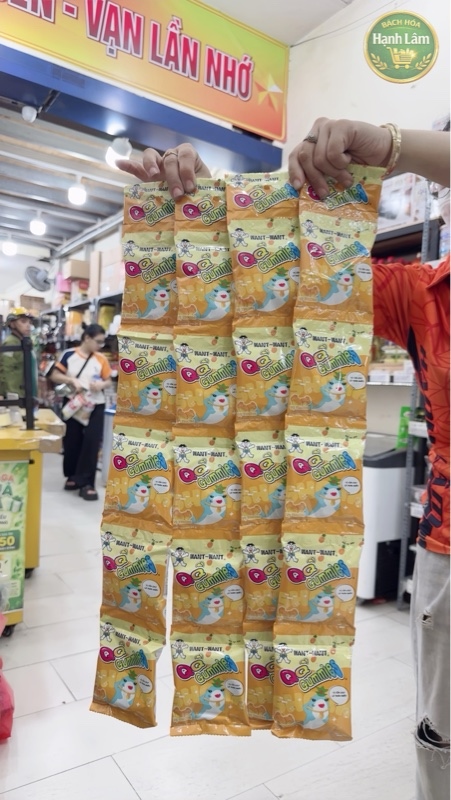 Dây 5 gói kẹo dẻo cá mập Want Want 24g ( vị thơm )