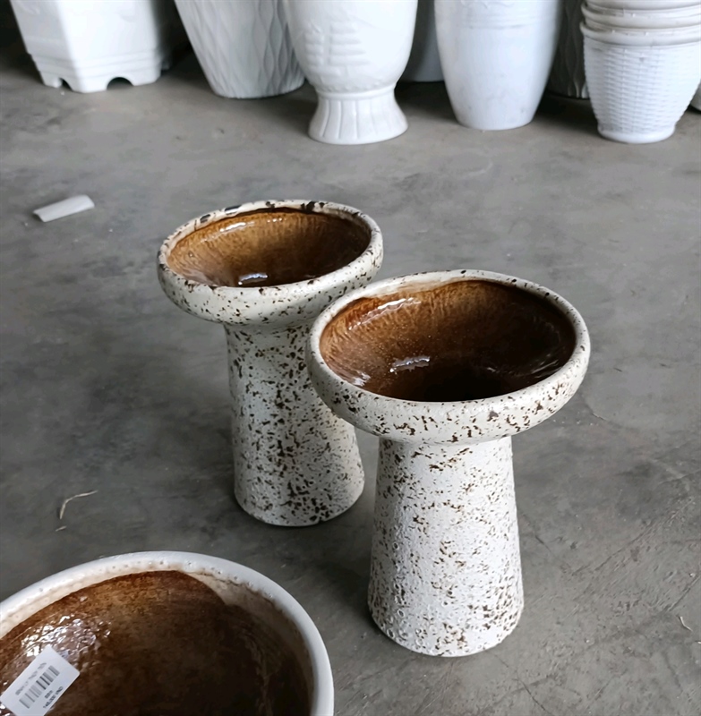 BÌNH LY MẶT HỒ BÉ