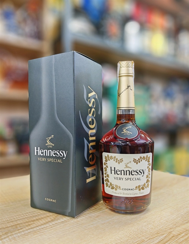 Rượu Hennessy Very Special 70cl 40%