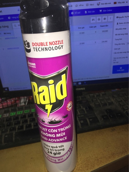 Binh xit muỗi Raid không mùi 520ml