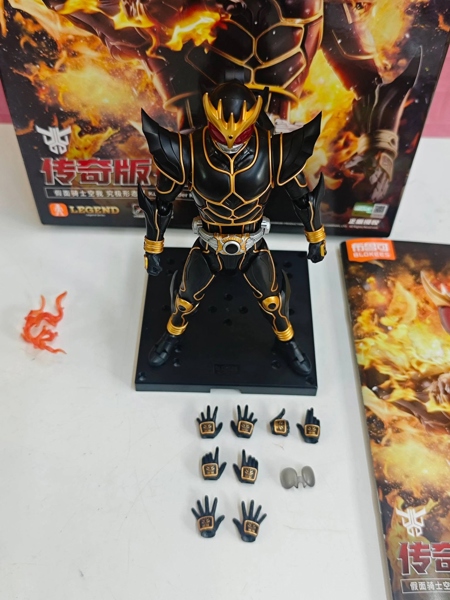 Mua bán (2ND) BLOKEES LEGEND EDITION KAMEN RIDER KUUGA ULTIMATE FORM