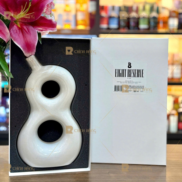 Tequila 818 Eight Reserve 750 ml - hình mô tả 2