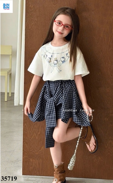 35719-Set váy Kitty caro vạt xéo