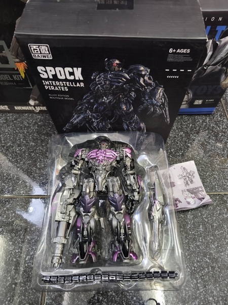 Mua bán (2ND) TRANSFORMER SHOCKWAVE BAIWEI TW-1028B