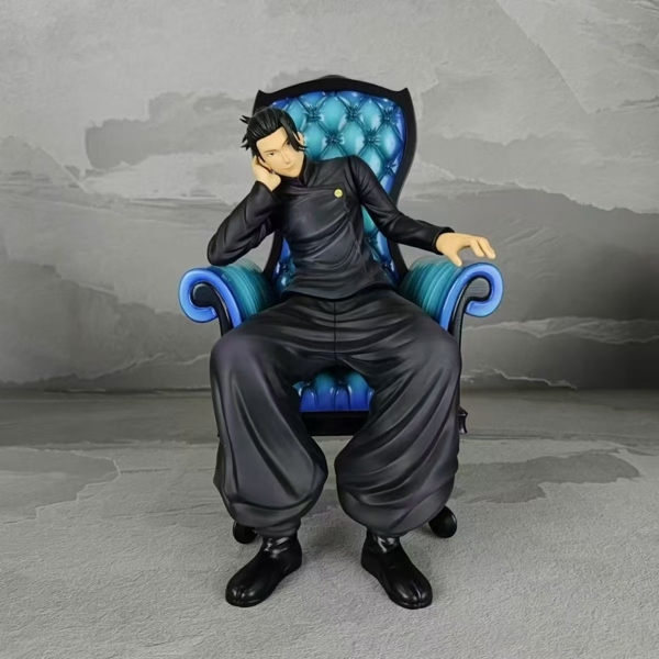 Geto ngồi ghế sofa