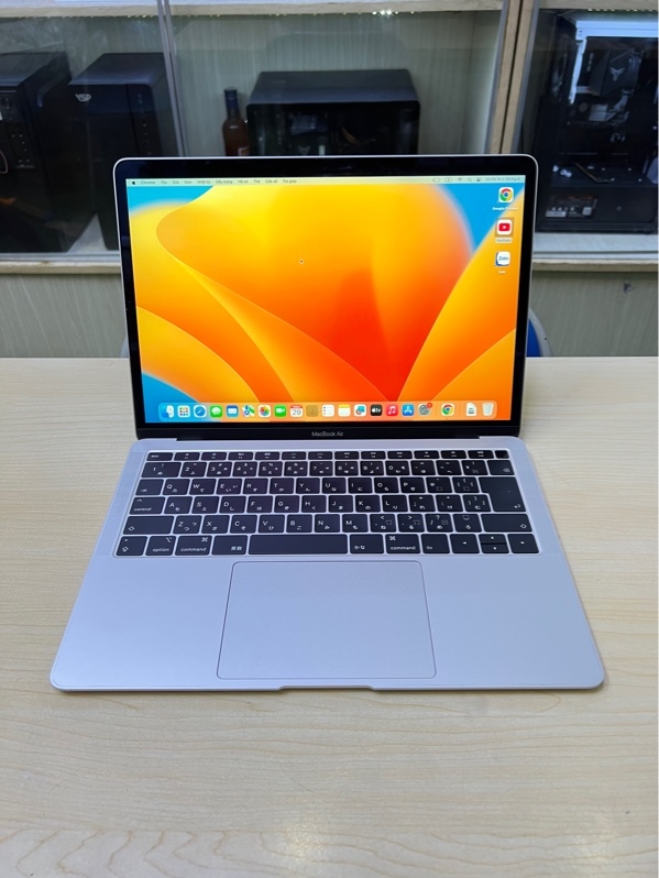 Macbook Air 2019: Core i5 / Ram 8G / Ssd 256G / Màn 13inch 2k / Phím Led.