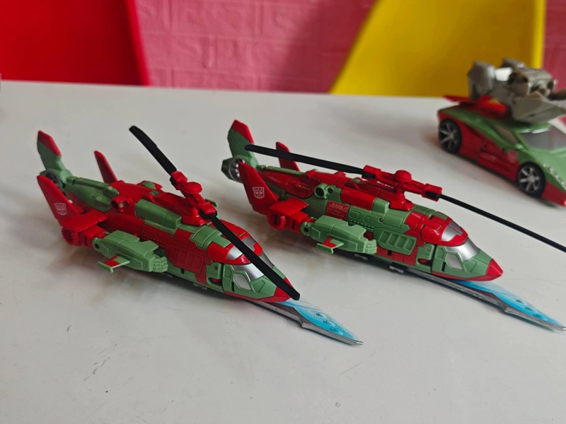 Mua bán (NOBOX)TRANSFORMERS GENERATIONS COMBINER WARS VICTORION