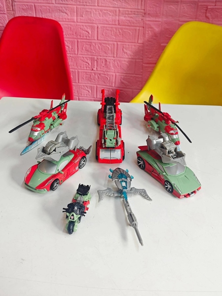 Mua bán (NOBOX)TRANSFORMERS GENERATIONS COMBINER WARS VICTORION