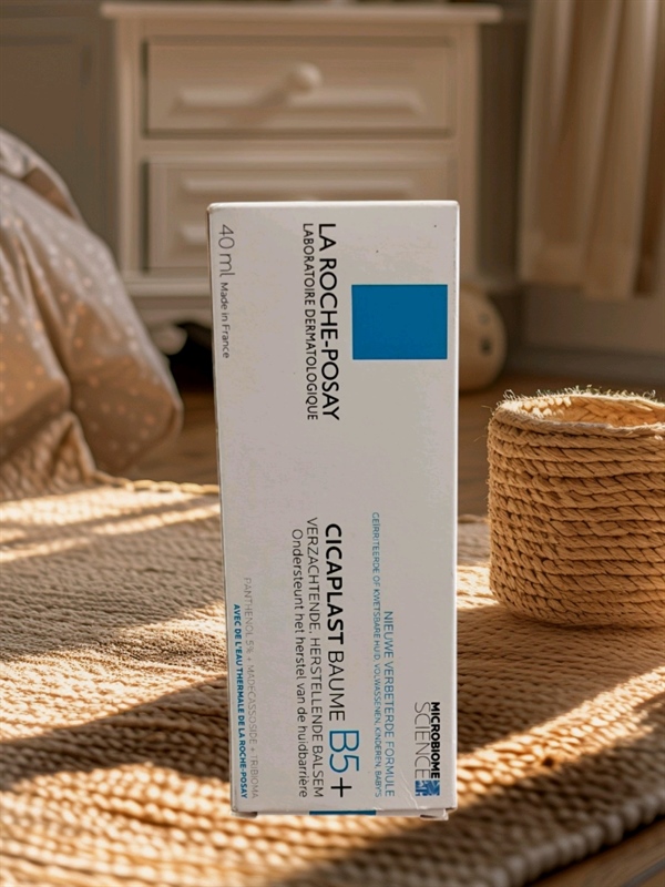 Kem dưỡng La Roche-Posay Cicaplast Baume B5+ Ultra-Repairing Soothing Balm phục hồi da đa công dụng 40ml