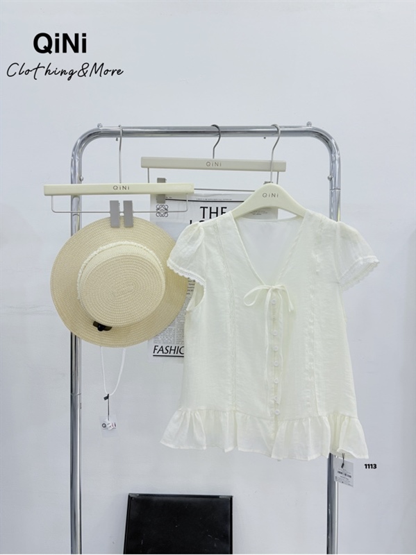 ÁO KIỂU CỔ V CỘT DÂY VIỀN REN