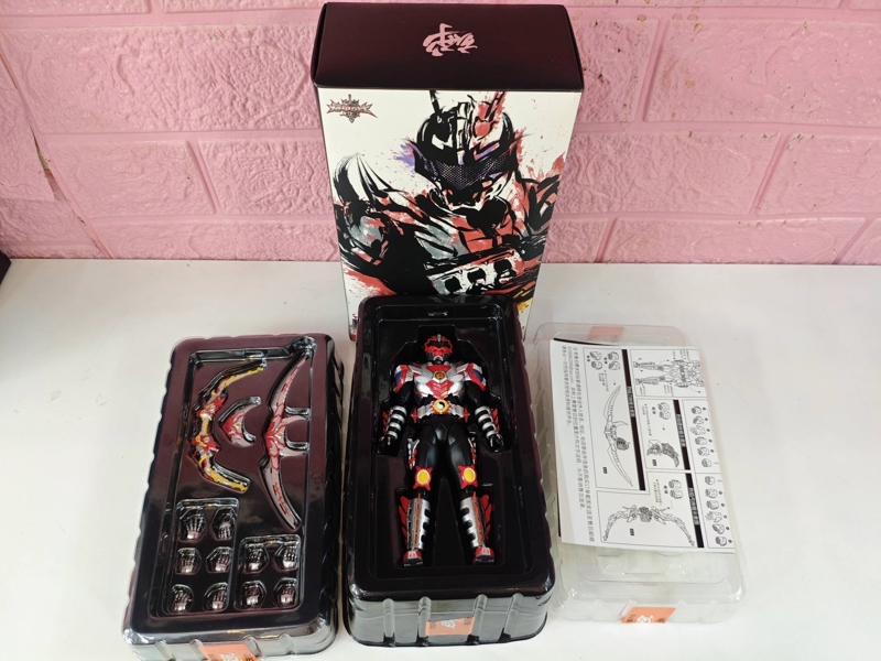 Mua bán (2ND) YI CI YUAN ZHONG GONG ARMOR HERO XINGKE