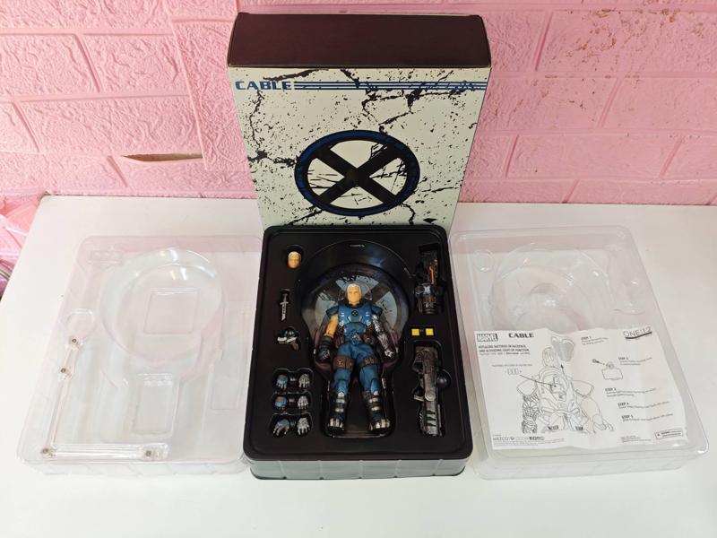 Mua bán (2ND) MEZCO ONE: 12 X - MEN CABLE