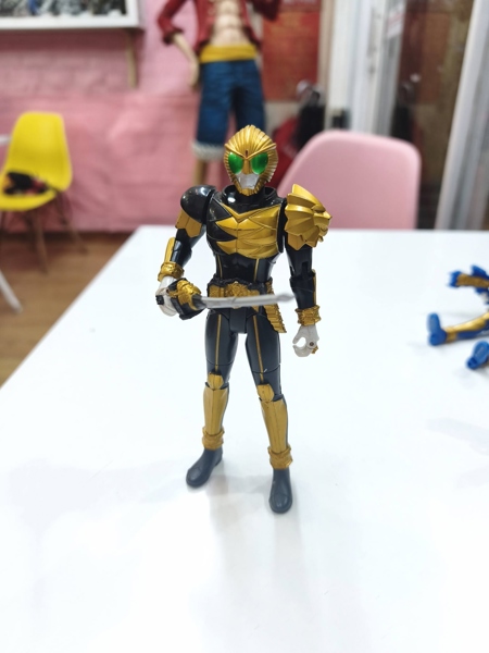 Mua bán (NOBOX-trầy) BANDAI WAP KAMEN RIDER BEAST