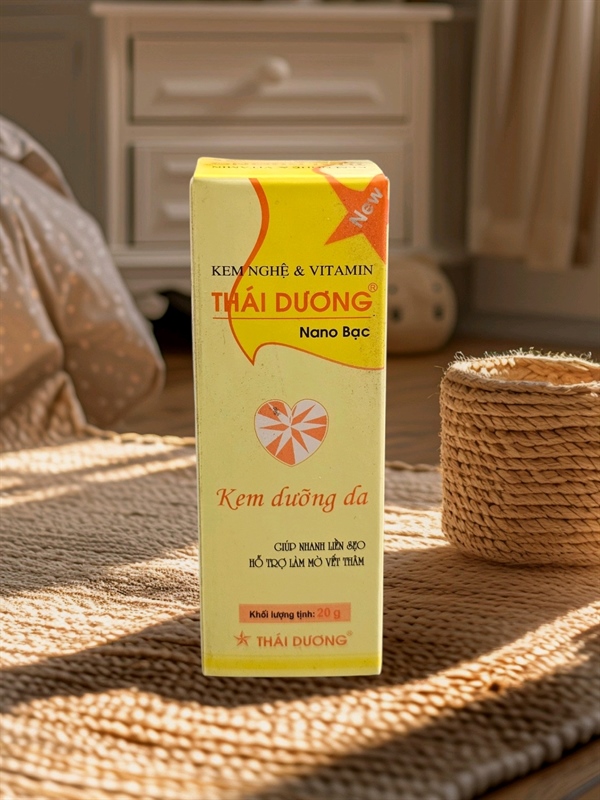 Kem nghệ và vitamin thái dương – chống sẹo, hỗ trợ làm mờ vết thâm 20g