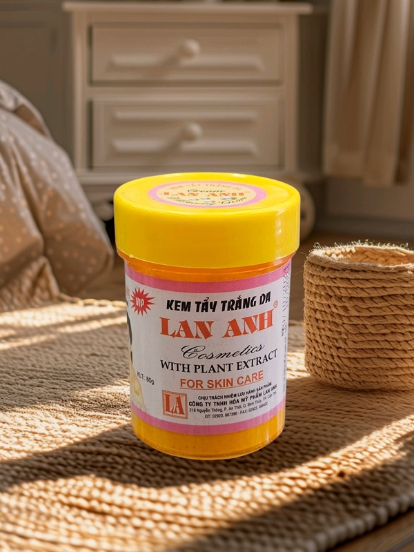 Kem tẩy trắng da Lan Anh 80g