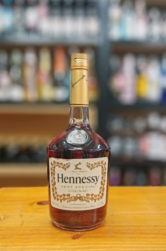 Rượu Hennessy Very Special 100cl 40%