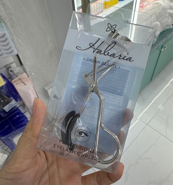Kẹp bấm mi giúp làm cong lông mi Eyelash Curlers #02, được làm bằng thép, phần tiếp xúc với mi có đệm làm bằng cao su