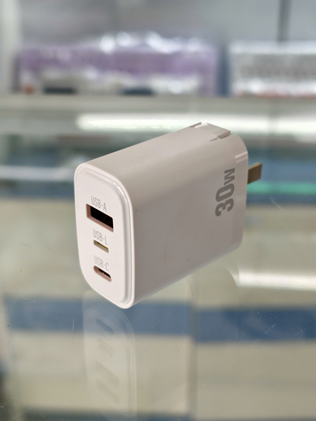 CỐC SẠC NHANH 3 IN 1 (LIGHTNING, TYPE C, USB) 30W