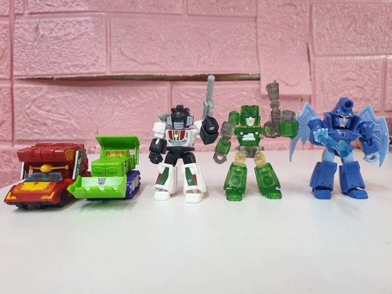Mua bán (NO BOX) SET 6 BLOKEES DEFENDER 3 TRANSFORMER