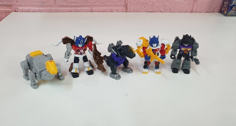 Mua bán (NO BOX) SET 12 BLOKEES DEFENDER 3 TRANSFORMER