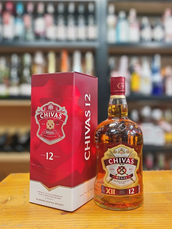 Rượu Chivas 12 năm 1,75 lit 40% có hộp
