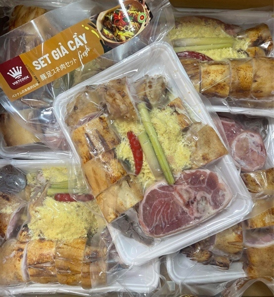 Sét chân giò giả cầy