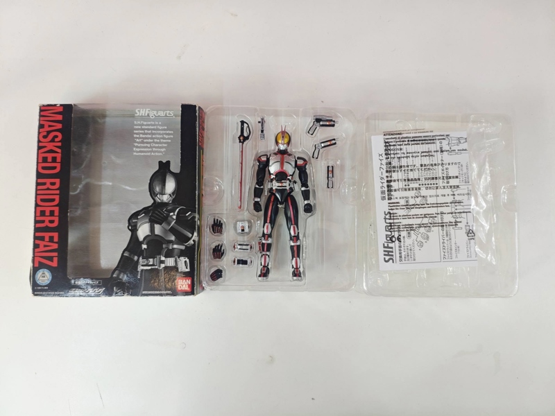 Mua bán (2ND + BOX XẤU RÁCH, TRẦY ĐÙI) SHF KAMEN RIDER FAIZ 1.0