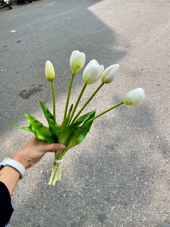 Bó tuy líp 1 - trắng - Hoa cành dài - Hoa Lụa Vân Vượng