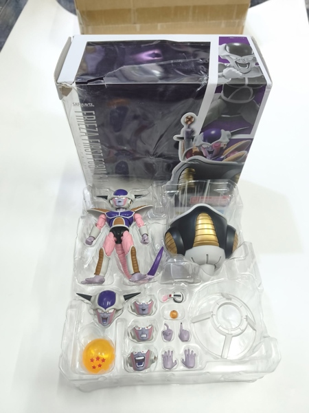 Mua bán (2ND RÁCH HỘP BỂ VĨ) SHF FRIEZA FIRST FORM & FRIEZA POD
