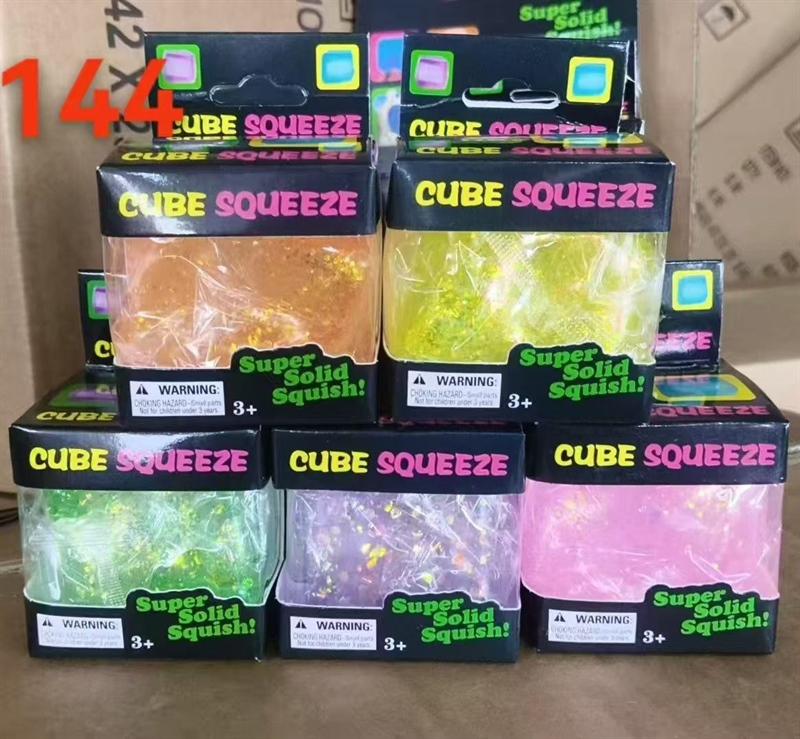 Bóp mềm hộp cube squeeze ball (H01) MUA 3 TẶNG 1